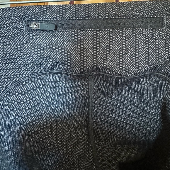 Lululemon Speed Up Tight 28" Size 4 Luxtreme Knit Heathered Black Herringbone - Picture 9 of 16